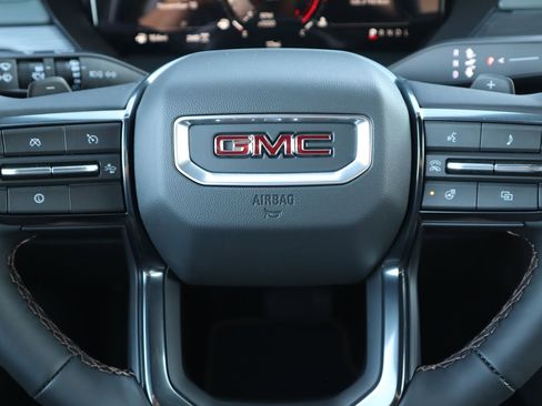 New 2026 GMC Acadia AT4 image 14