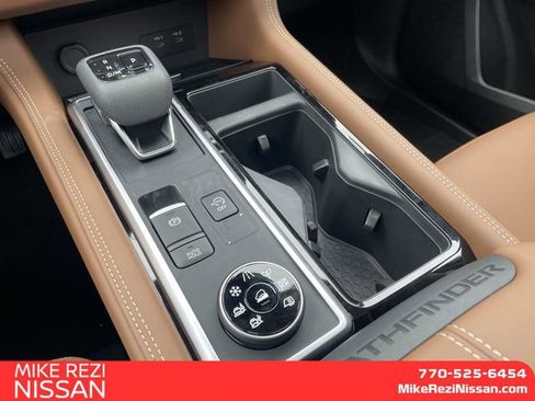 New 2026 Nissan Pathfinder Platinum AWD/4WD image 17