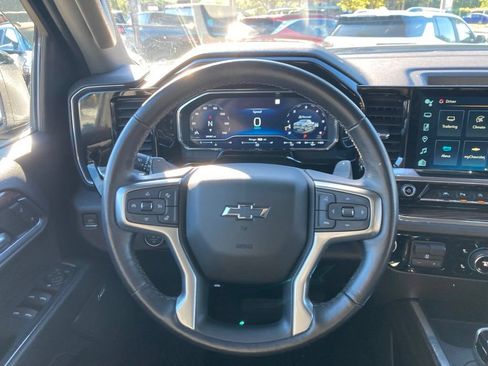 Used 2023 Chevrolet Silverado 1500 RST w/ RST All Star Premium Package AWD/4WD image 6