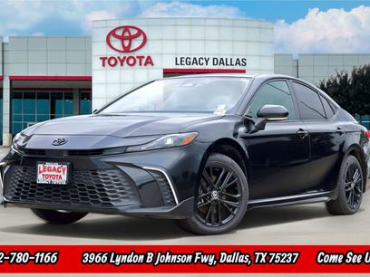 Used 2025 Toyota Camry SE w/ Convenience Package