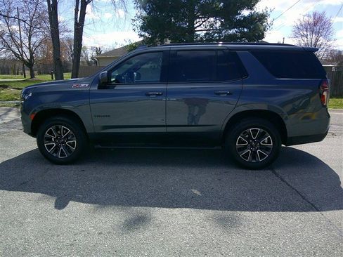 Used 2021 Chevrolet Tahoe Z71 image 2