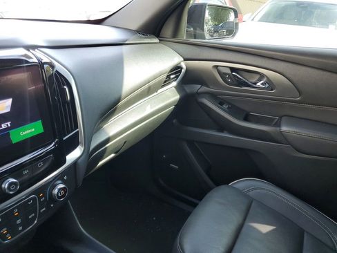 Used 2023 Chevrolet Traverse Premier w/ Redline Edition image 22