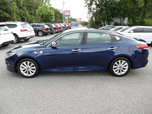 Used 2016 Kia Optima EX FWD image 2
