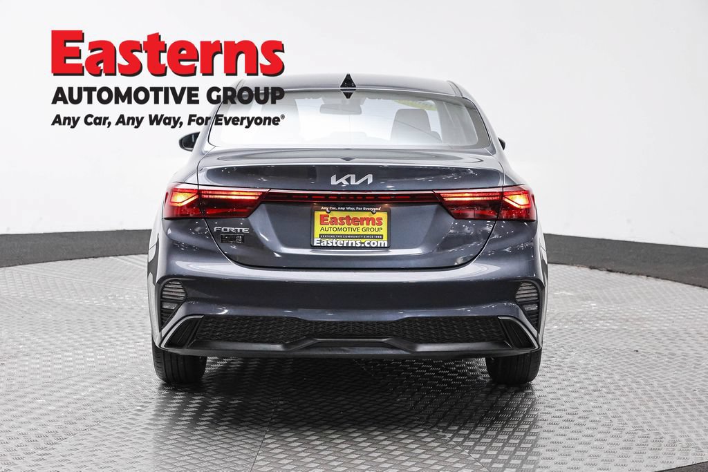 Used 2024 Kia Forte LXS FWD image 7