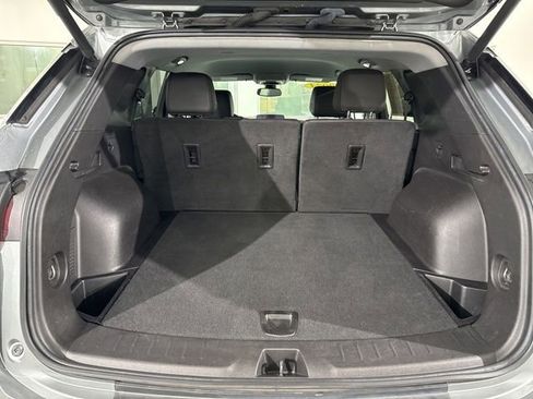 Used 2024 Chevrolet Blazer LT image 12