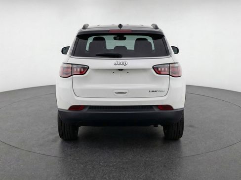 Used 2025 Jeep Compass Limited AWD/4WD image 7