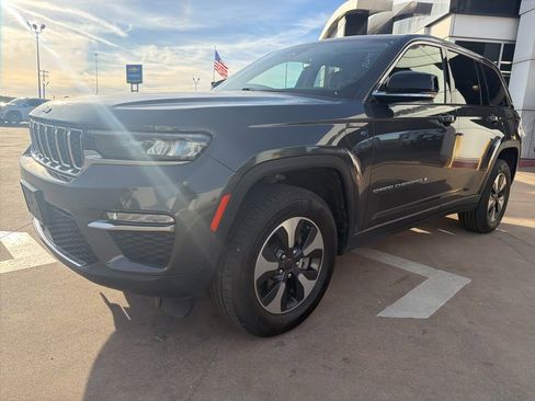 Used 2023 Jeep Grand Cherokee 4WD 4xe image 7