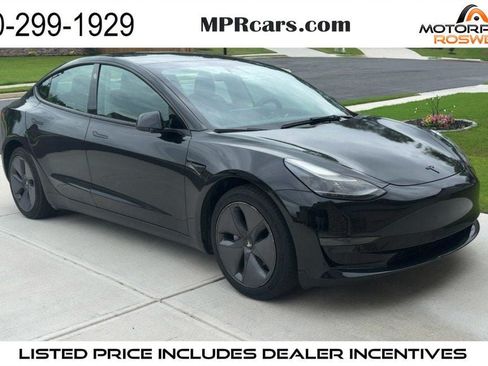 Used 2022 Tesla Model 3 RWD image 1