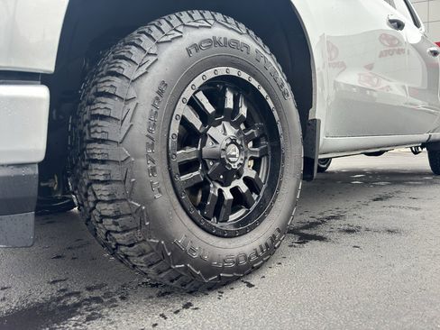 Used 2020 Chevrolet Silverado 1500 RST image 21