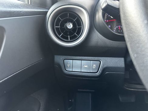 Used 2020 Kia Forte LXS image 28