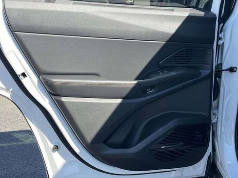 New 2026 Jeep Cherokee Laredo image 14