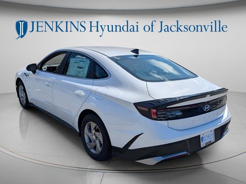New 2026 Hyundai Sonata SE FWD image 5