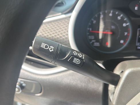 Used 2023 Chevrolet Malibu LT FWD image 27