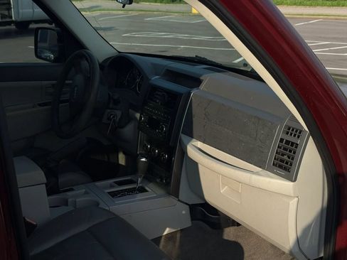 Used 2008 Jeep Liberty Sport RWD image 11