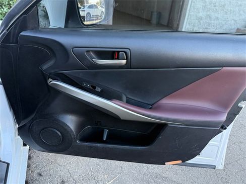 Used 2019 Lexus IS 300 image 20