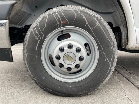 New 2025 Chevrolet Express 3500 Work Van w/ Power Convenience Package image 6