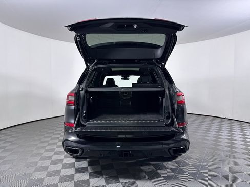 Used 2022 BMW X5 xDrive45e w/ M Sport Package AWD/4WD image 7