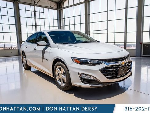 Used 2024 Chevrolet Malibu LT FWD image 35