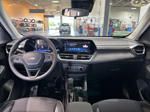 New 2026 Chevrolet TrailBlazer LS w/ LS Convenience Package FWD image 11