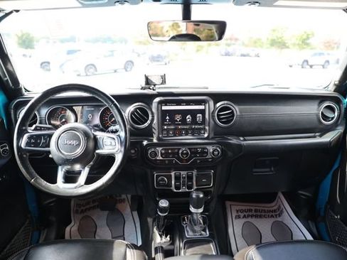 Used 2020 Jeep Wrangler Unlimited Sahara AWD/4WD image 9
