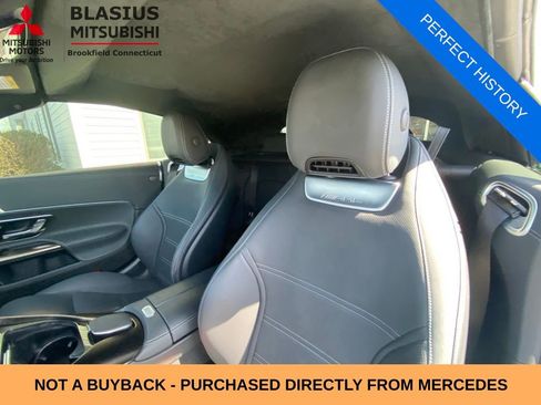 Used 2022 Mercedes-Benz SL 55 AMG 4MATIC w/ Driver Assistance Package image 29