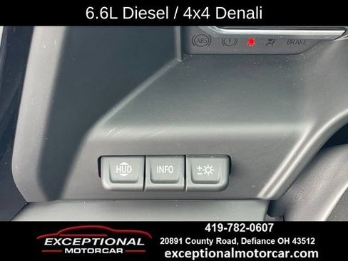 Used 2024 GMC Sierra 2500 Denali w/ Denali Reserve Package AWD/4WD image 14