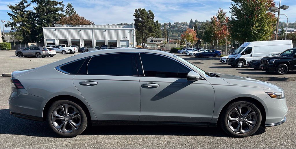 Used 2024 Honda Accord EX-L image 4
