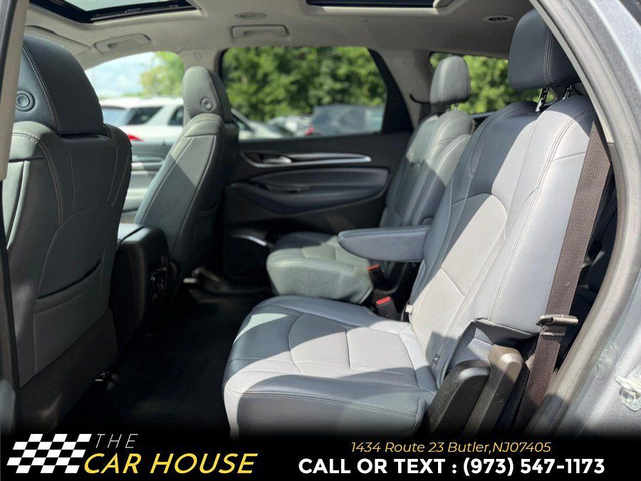 Used 2021 Buick Enclave Essence w/ Sound and Sites Package AWD/4WD image 15