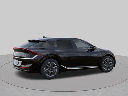 New 2025 Kia EV6 Light w/ Light LR Technology Package AWD/4WD image 6