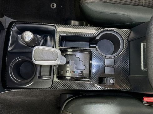 Used 2024 Toyota 4Runner TRD Off-Road image 19