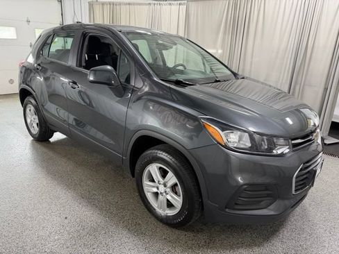 Used 2019 Chevrolet Trax LS AWD/4WD image 3