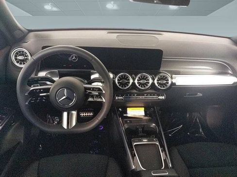 New 2024 Mercedes-Benz GLB 250 image 17
