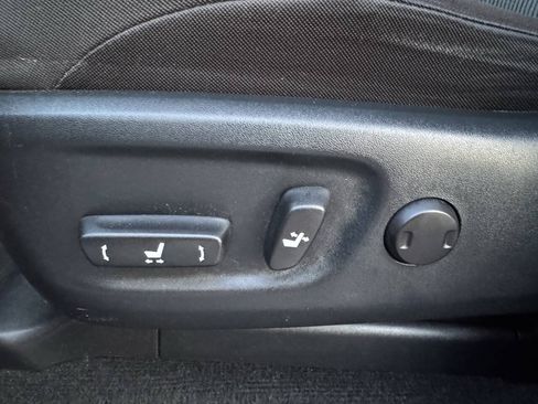 Used 2022 Toyota 4Runner SR5 AWD/4WD image 25