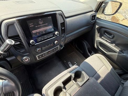 Used 2022 Nissan Titan S w/ S Utility Package RWD image 18