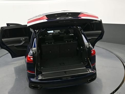 Used 2022 BMW X7 xDrive40i w/ M Sport Package image 44