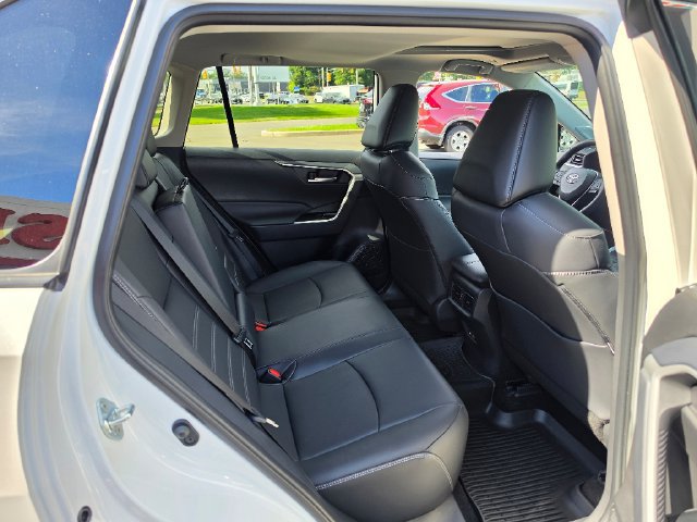 Used 2025 Toyota RAV4 XLE Premium w/ Weather Package AWD/4WD image 14