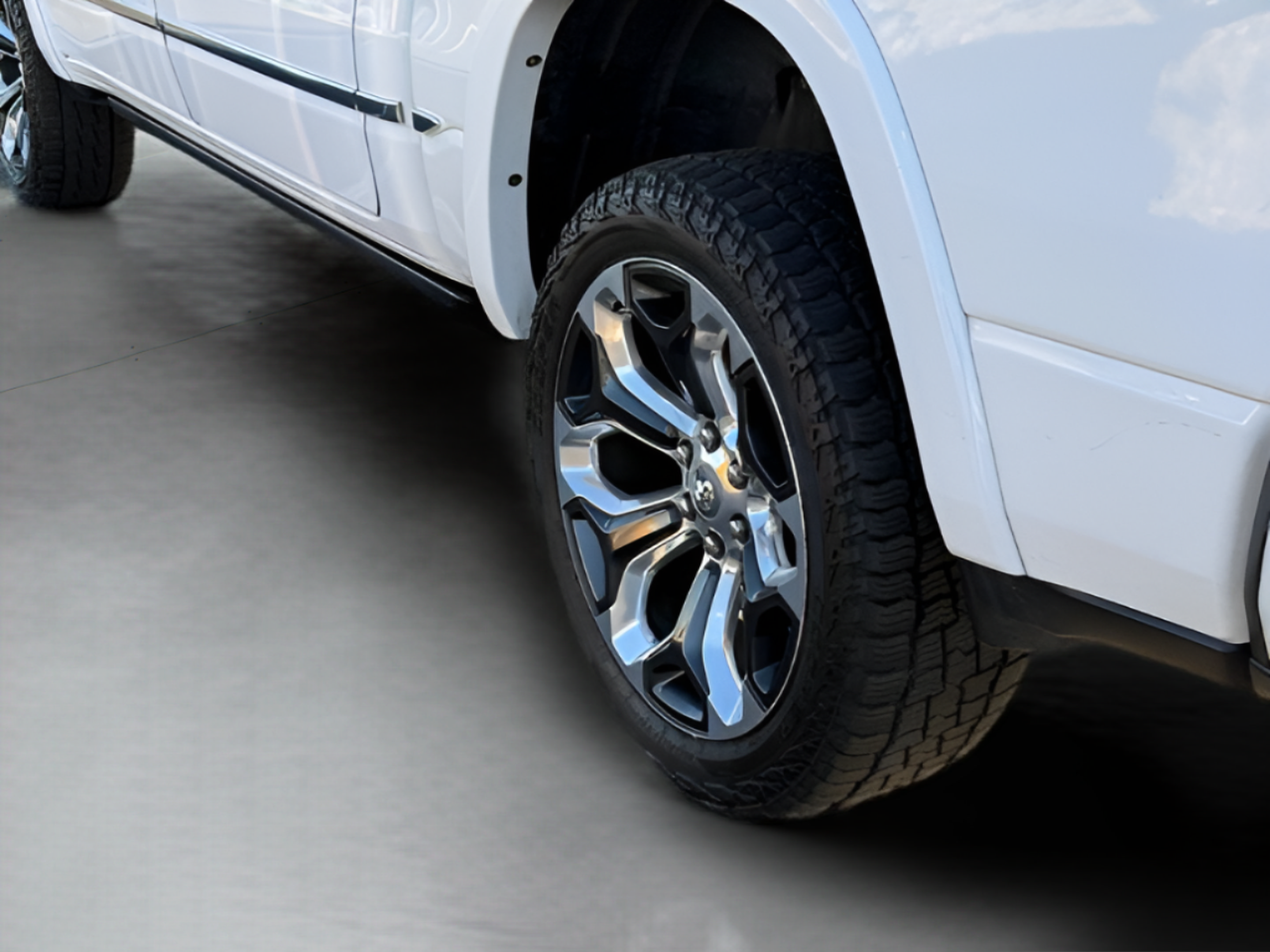 Used 2021 RAM 1500 Limited AWD/4WD image 8