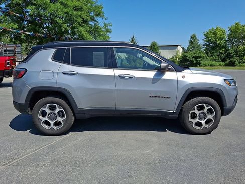 Certified 2022 Jeep Compass Trailhawk AWD/4WD image 7