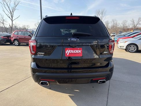 Used 2017 Ford Explorer Sport image 7