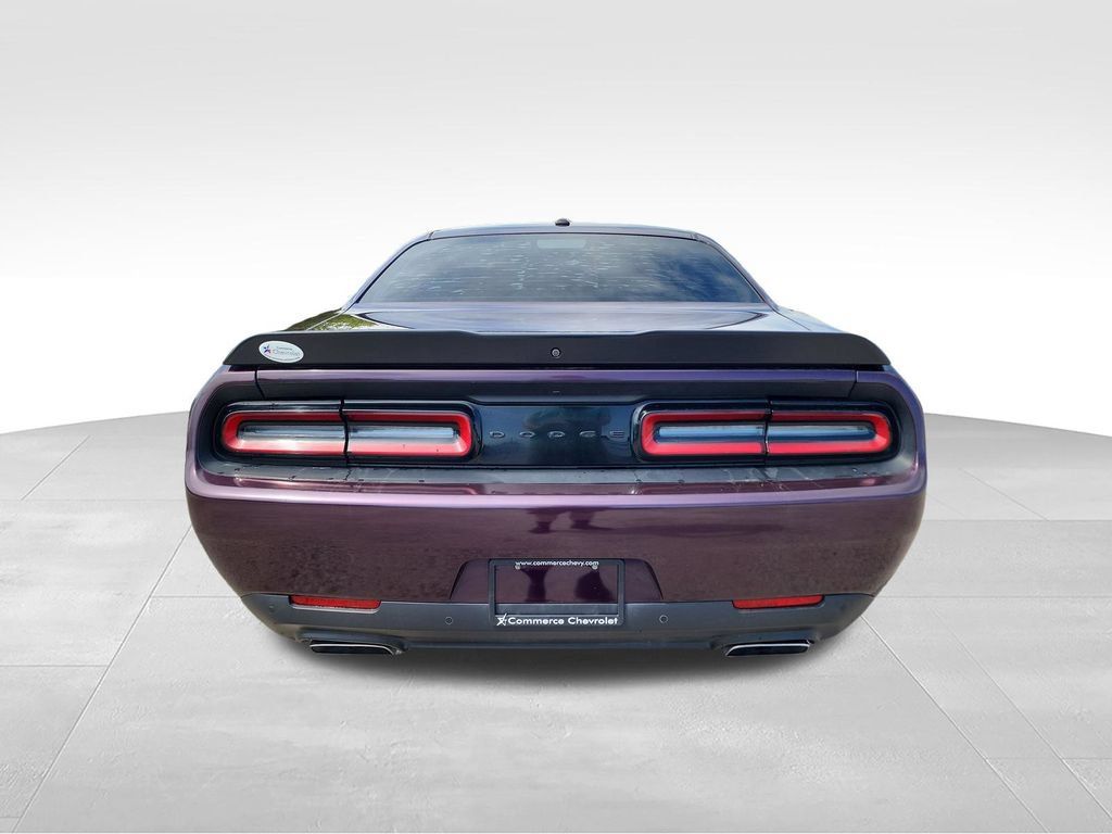 Used 2022 Dodge Challenger R/T w/ Blacktop Package RWD image 6