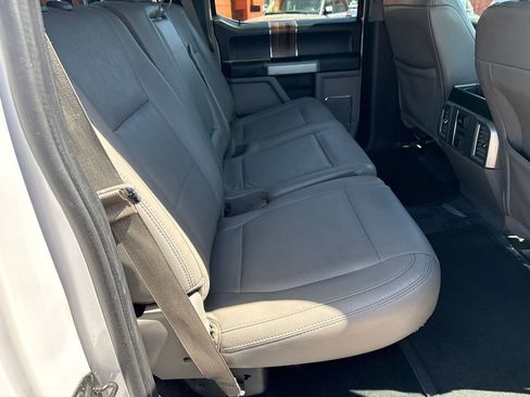 Used 2015 Ford F150 Lariat w/ Equipment Group 502A Luxury AWD/4WD image 28