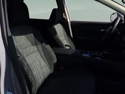 New 2026 Nissan Rogue SV FWD image 18