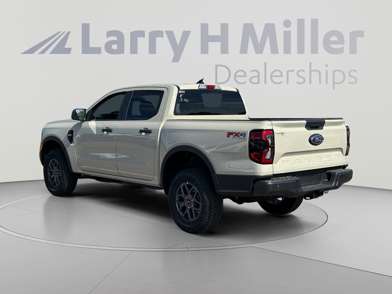 New 2026 Ford Ranger XLT w/ FX4 Off-Road Package AWD/4WD image 3