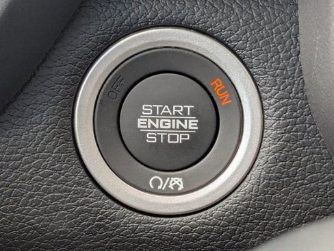 New 2026 RAM 3500 Laramie AWD/4WD image 28
