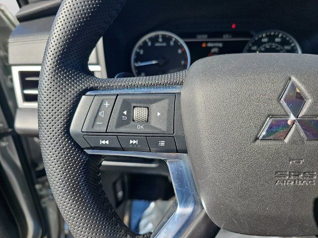 Used 2022 Mitsubishi Outlander SEL AWD/4WD image 20