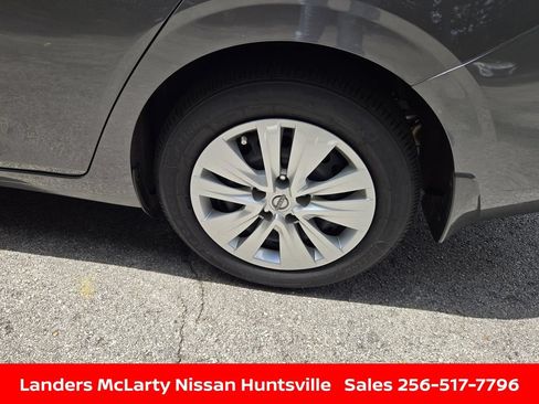 Certified 2025 Nissan Sentra S FWD image 12