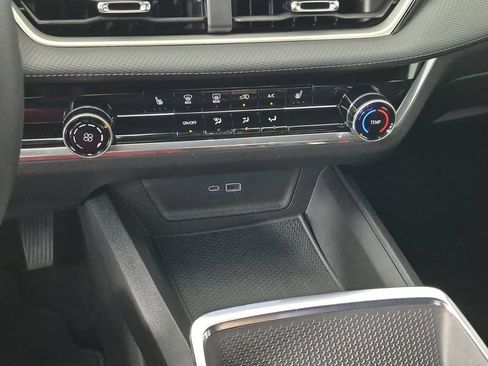 Certified 2025 Chevrolet Equinox LT FWD image 27