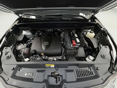 Used 2022 Toyota Highlander XSE AWD/4WD image 18