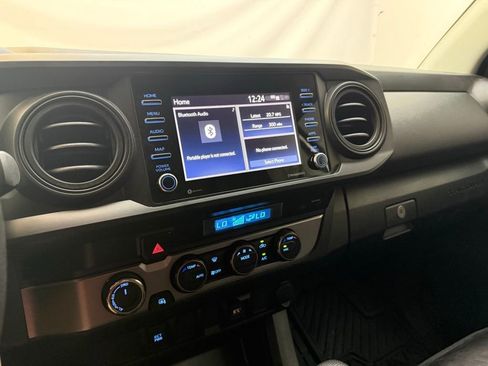 Used 2023 Toyota Tacoma SR AWD/4WD image 9