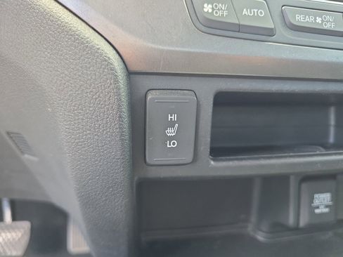 Used 2017 Honda Ridgeline RTL image 19